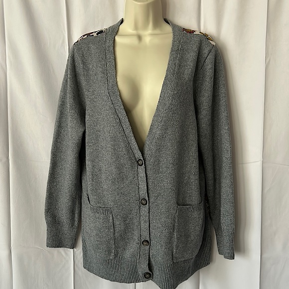 Jason Wu Sweaters - Jason Wu Luxurious Floral Gray Knit Sweater Cardigan Size M
